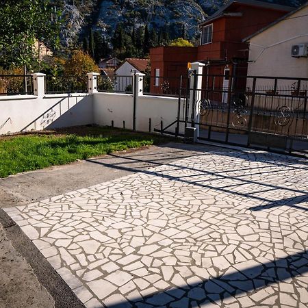 Appartement Bugi à Kotor Extérieur photo