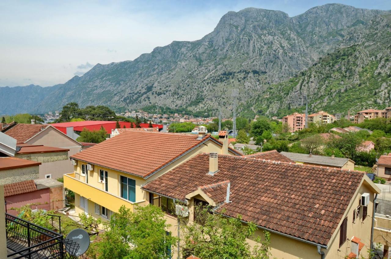 Appartement Bugi à Kotor Extérieur photo