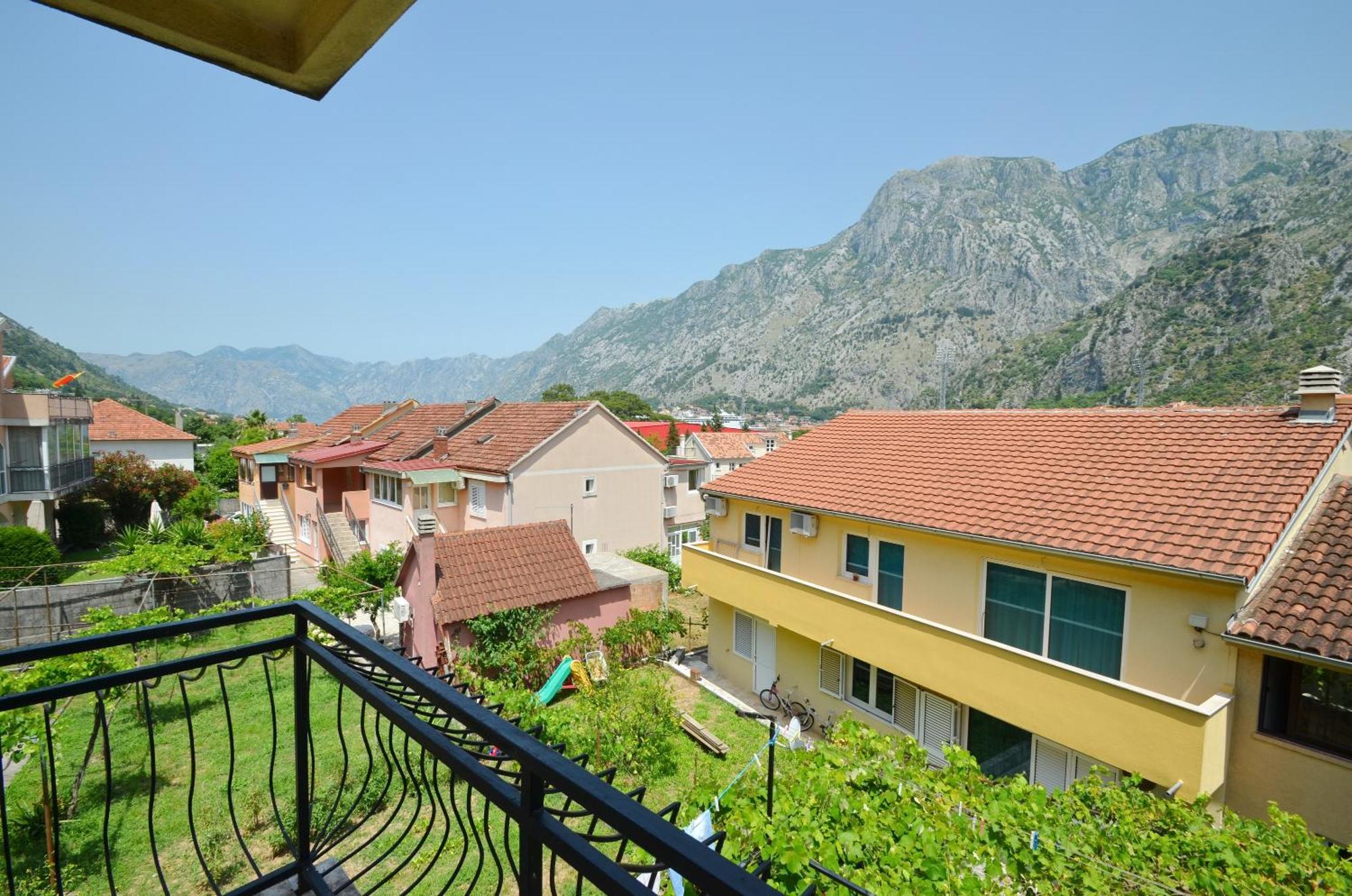 Appartement Bugi à Kotor Extérieur photo