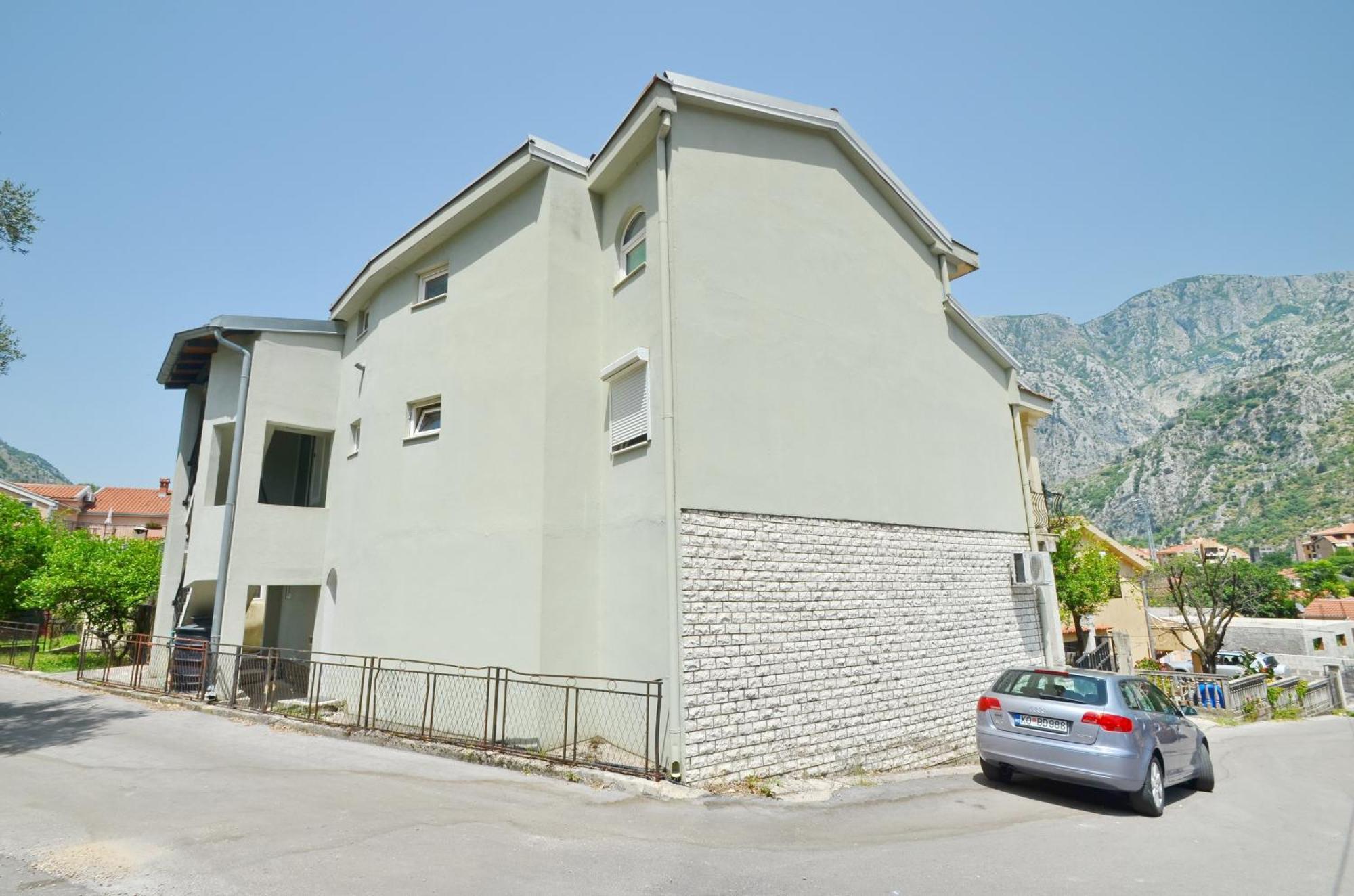 Appartement Bugi à Kotor Extérieur photo