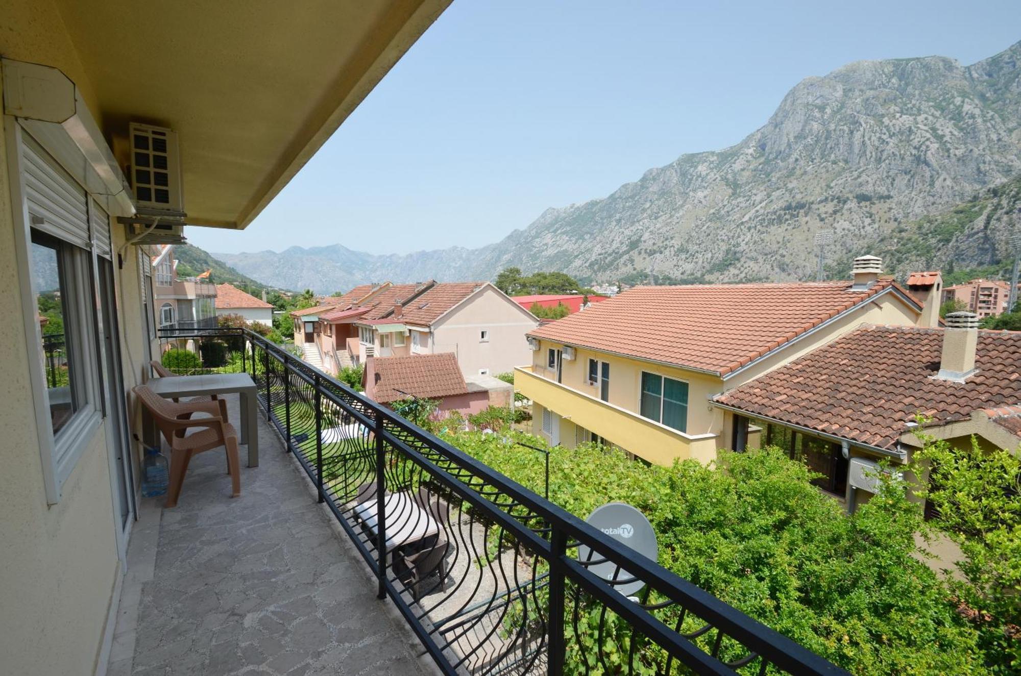 Appartement Bugi à Kotor Extérieur photo