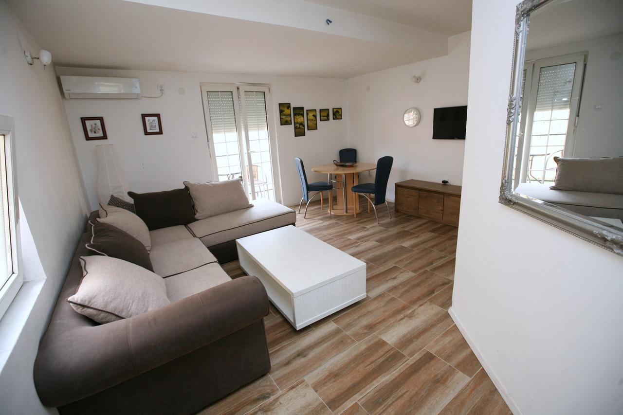Appartement Bugi à Kotor Extérieur photo
